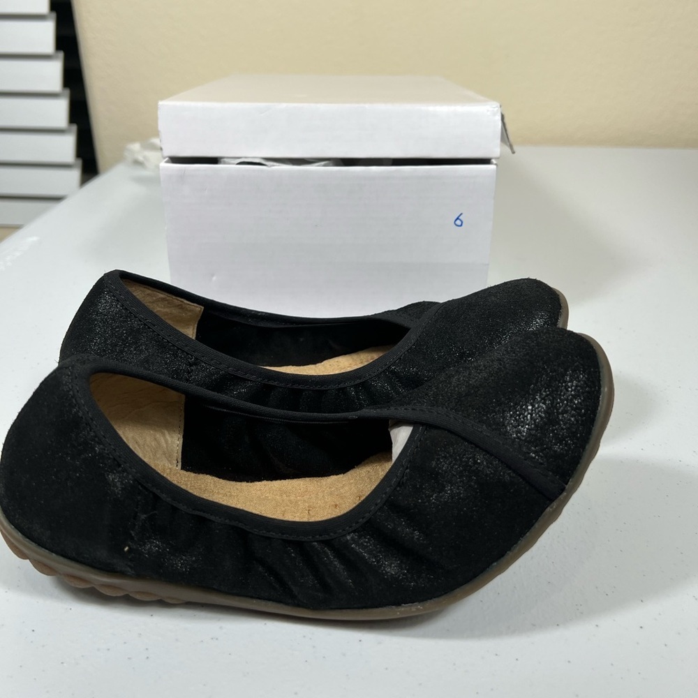 New Romika black leather flat shoes‎ 37